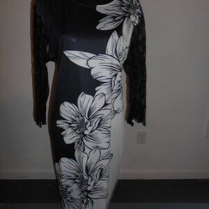 EMERY ROSE BLACK AD WHITE FLOWER PRINT DRESS PLUS 3XL